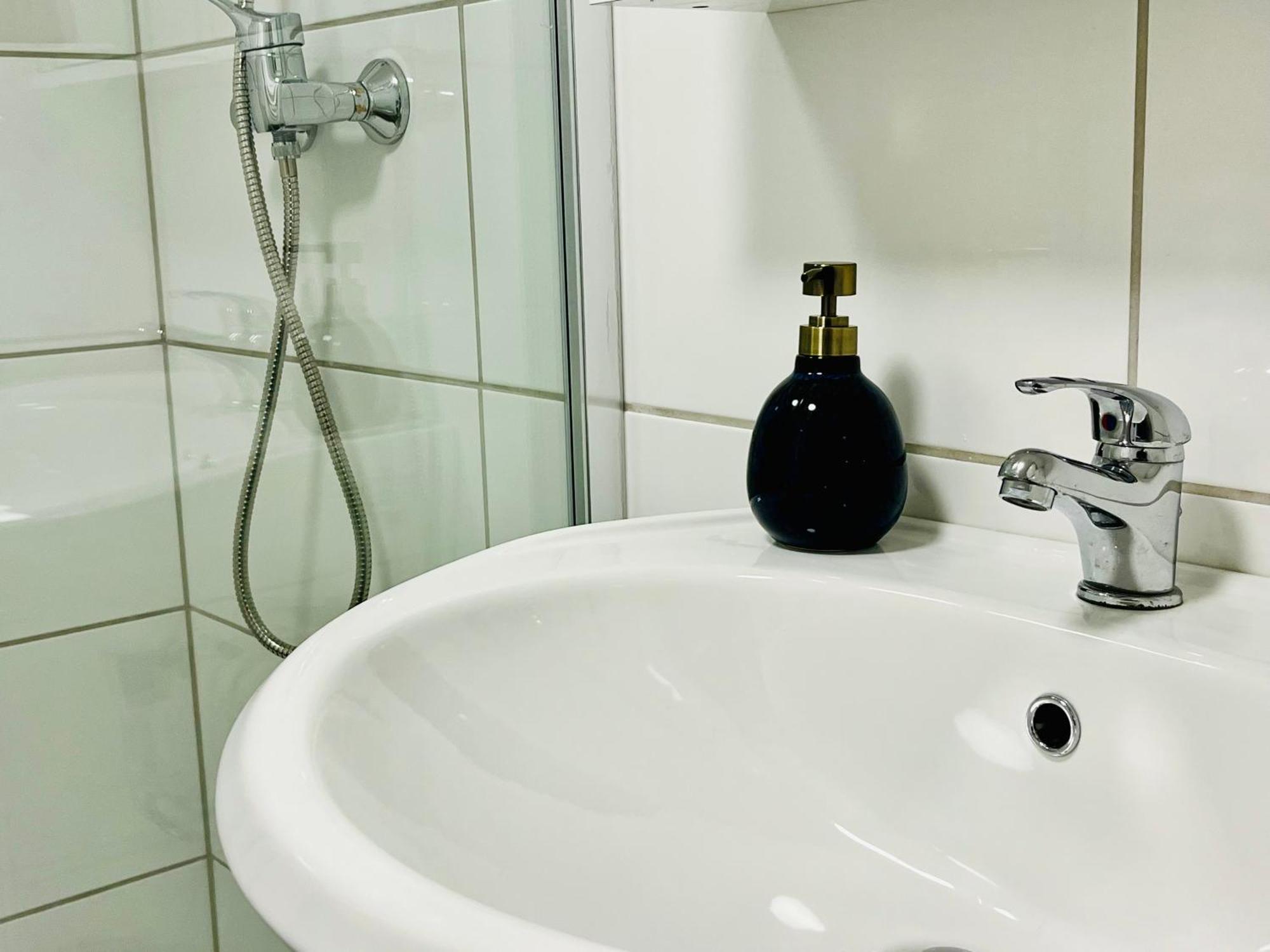 Aycatcherhomes - Top Lage I Zentral I Altstadt Marburg I Naehe Fluss Lahn I Wlan I Parterre Boutique Apartment Orion Eksteriør bilde